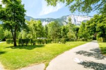 Staanplaatsen 11 07 camping familial montagne Alpe dHuez bourg doisans 1