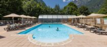 camping piscine couverte alpes