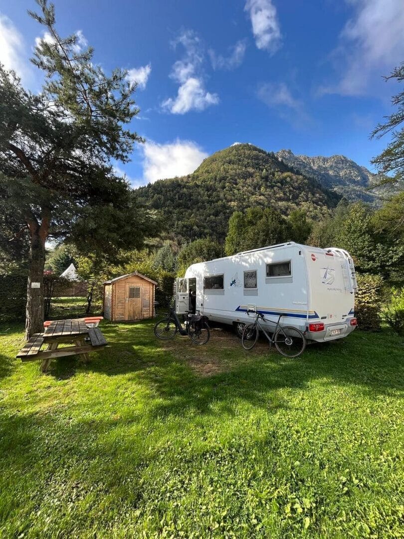 camping car bourg oisans