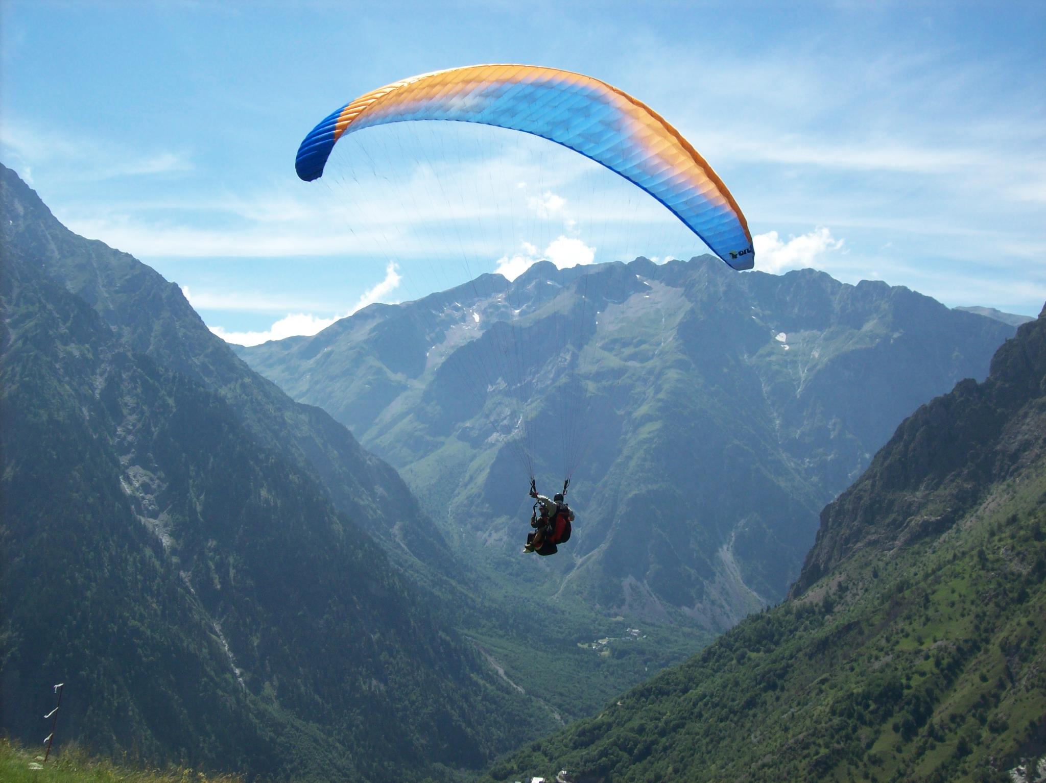 Paragliding